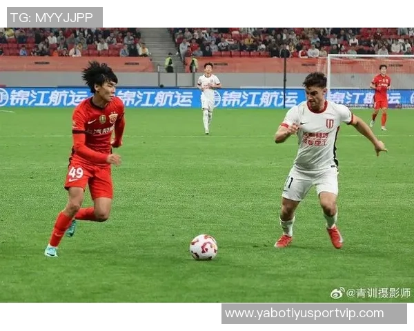 蒯纪闻李新翔助力上海U20队缺席海港对阵浙江的比赛