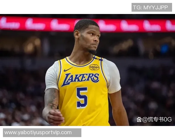 雷迪克双向合同后卫表现不佳湖人急需佩总再创奇迹逆转局势